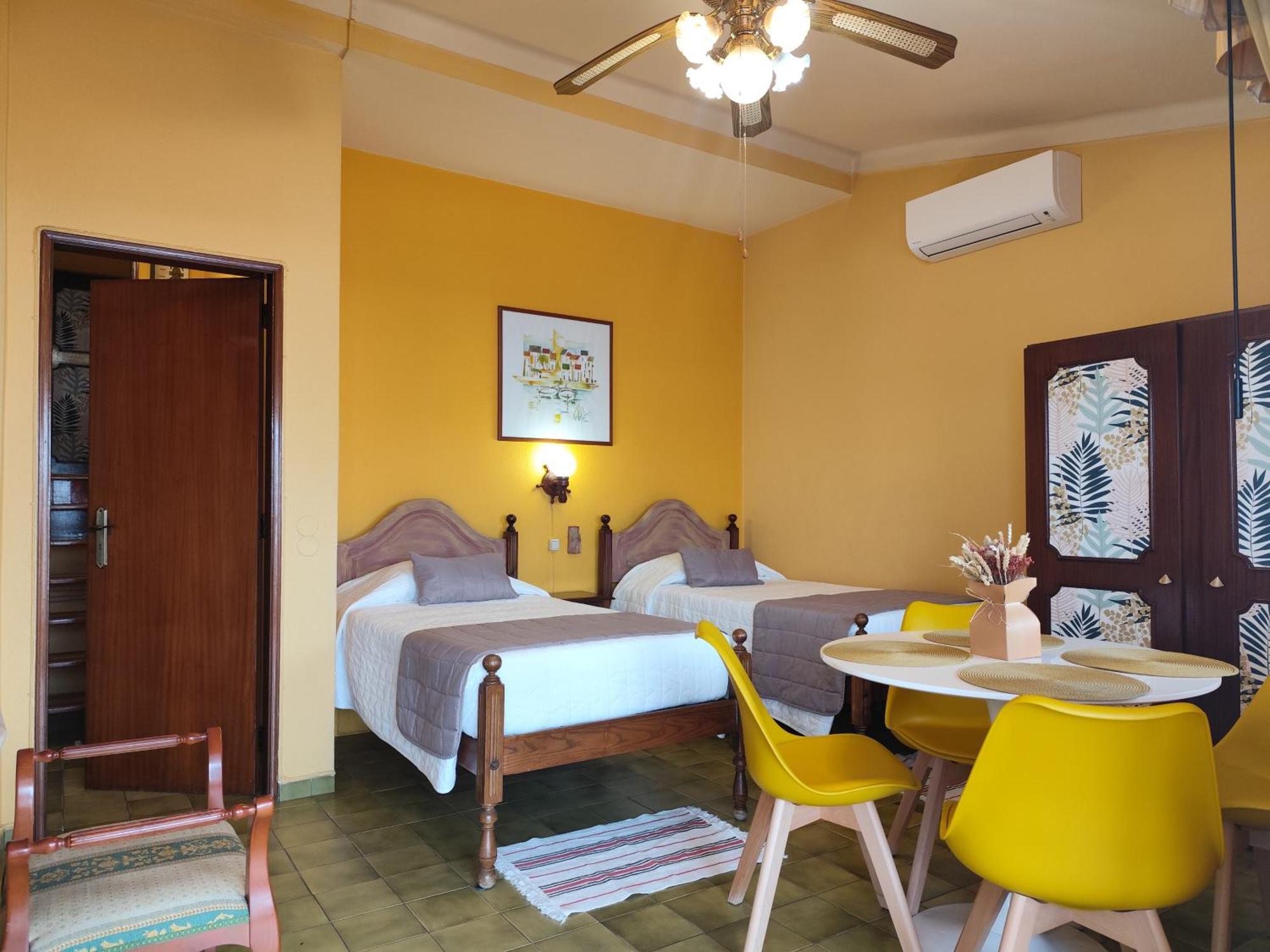 Apartamentos Turisticos Praia Grande Ferragudo  Bagian luar foto
