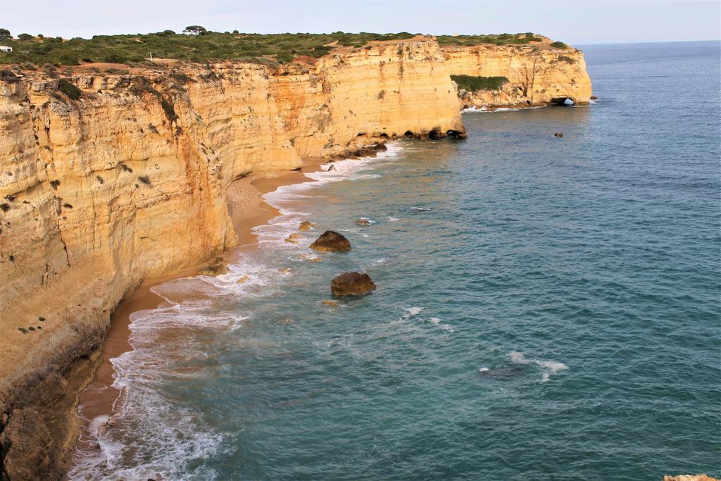 Apartamentos Turisticos Praia Grande Ferragudo  Bagian luar foto